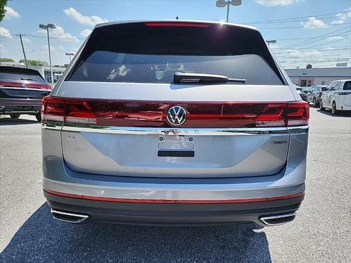2025 Volkswagen Atlas 2.0T SE
