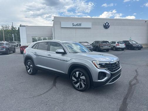 silver mist metallic 2026 Volkswagen Atlas Cross Sport 2.0T SE w/Technology 4MOTION