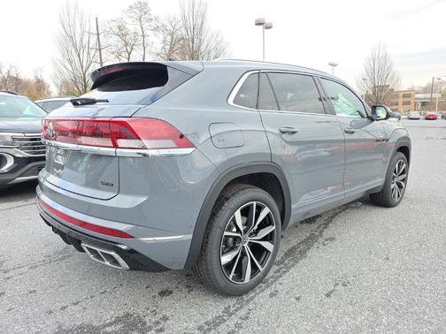 2026 Volkswagen Atlas Cross Sport 2.0T SEL Premium