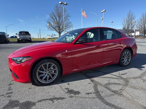 2024 Alfa Romeo Giulia Ti