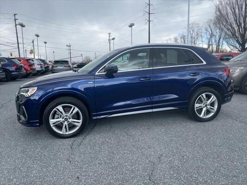 2022 Audi Q3 45 S line Premium Plus