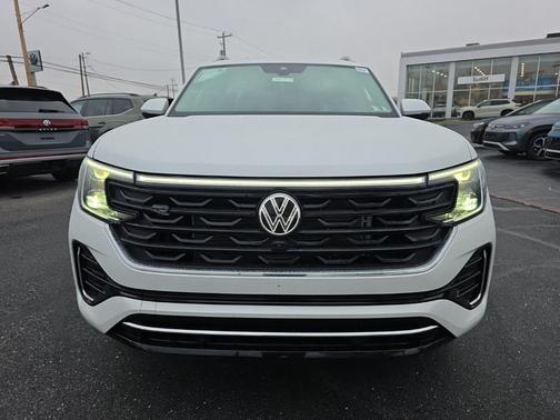 2026 Volkswagen Atlas 2.0T SEL Premium R-Line 4MOTION