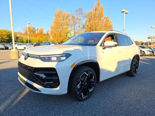 2026 Volkswagen Tiguan 2.0T SEL R-Line 4MOTION