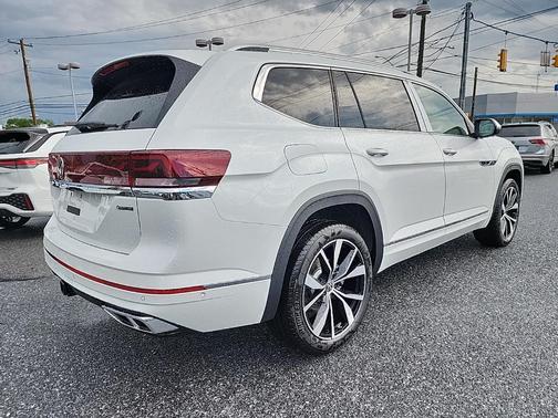 2025 Volkswagen Atlas 2.0T SEL Premium R-Line 4MOTION