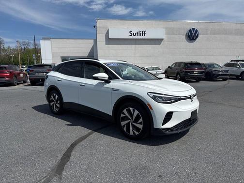 Pure White 2023 Volkswagen ID.4 Pro