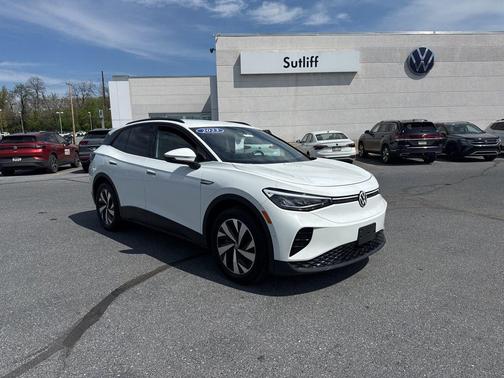 Pure White 2023 Volkswagen ID.4 Pro