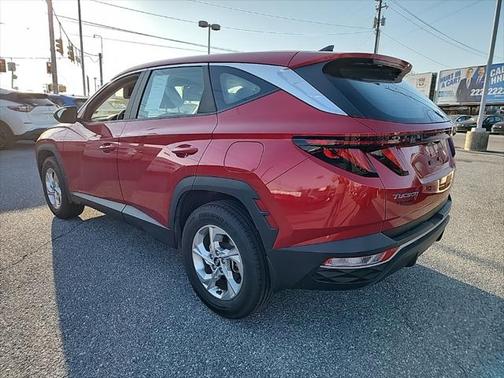 2022 Hyundai TUCSON SE