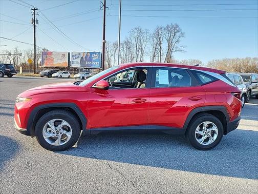 2022 Hyundai TUCSON SE