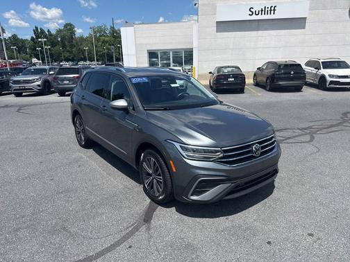 Platinum Gray Metallic 2024 Volkswagen Tiguan 2.0T Wolfsburg Edition