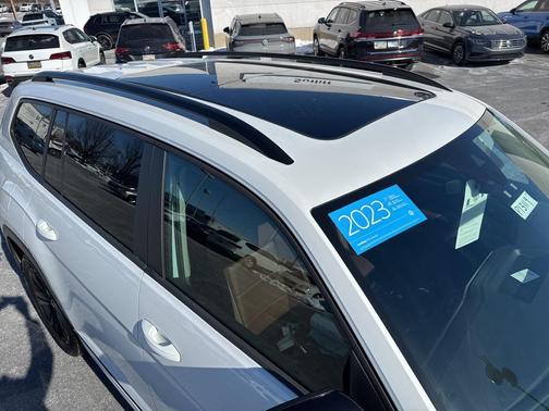 2023 Volkswagen Atlas 3.6L SEL