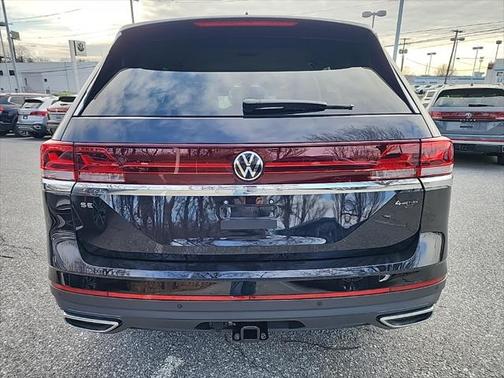 2025 Volkswagen Atlas 2.0T SE w/Technology 4MOTION