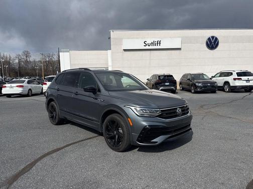 2023 Volkswagen Tiguan 2.0T SE R-Line Black 4MOTION