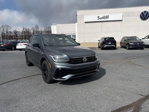 2023 Volkswagen Tiguan 2.0T SE R-Line Black 4MOTION
