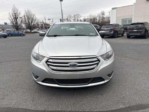 2017 Ford Taurus Limited