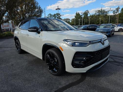 2025 Volkswagen Tiguan 2.0T SE R-Line Black 4MOTION