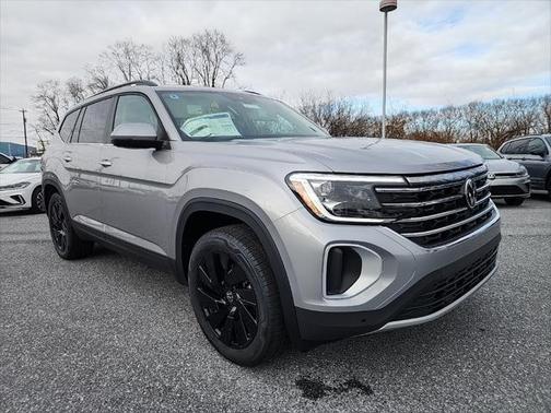 2025 Volkswagen Atlas 2.0T SE w/Technology 4MOTION