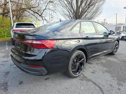 2026 Volkswagen Jetta 1.4T SE