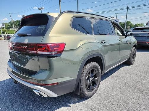 2025 Volkswagen Atlas 2.0T Peak Edition