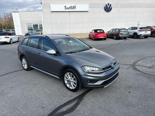 2018 Volkswagen Golf Alltrack TSI S