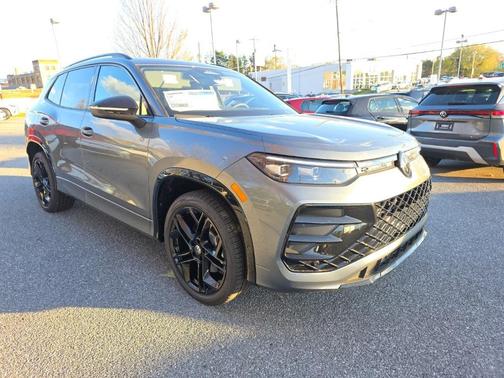 2026 Volkswagen Tiguan 2.0T SE R-Line Black 4MOTION