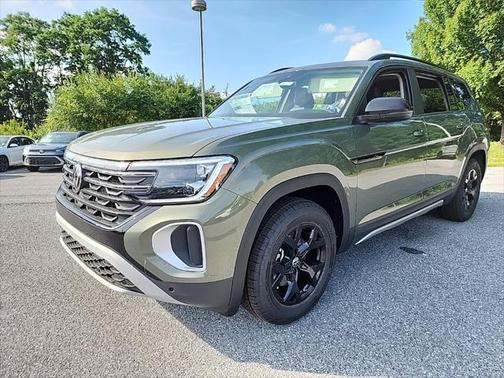 2025 Volkswagen Atlas 2.0T Peak Edition
