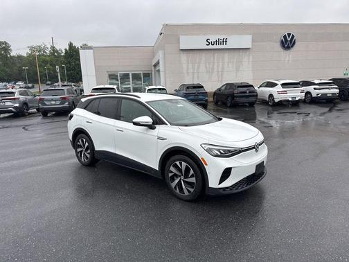 Pure White 2023 Volkswagen ID.4 Pro