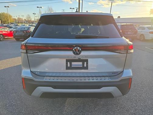 2026 Volkswagen Tiguan 2.0T SE 4MOTION