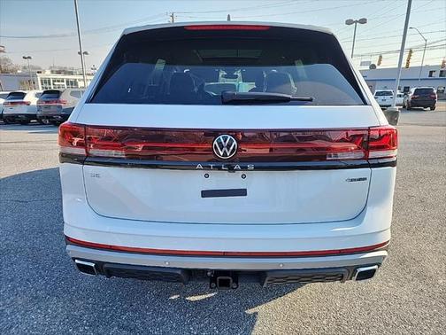 2025 Volkswagen Atlas 2.0T Peak Edition