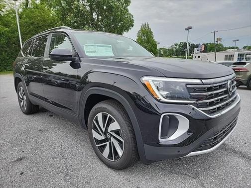 2025 Volkswagen Atlas 2.0T SE w/Technology 4MOTION