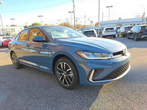 2026 Volkswagen Jetta 1.4T SE