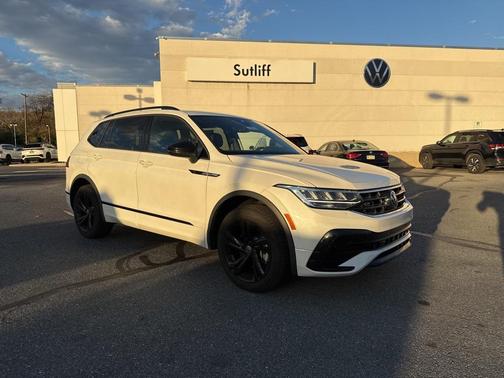 2023 Volkswagen Tiguan 2.0T SE R-Line Black 4MOTION