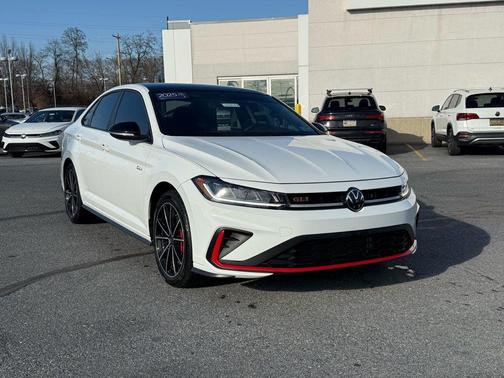 2025 Volkswagen Jetta GLI 2.0T Autobahn