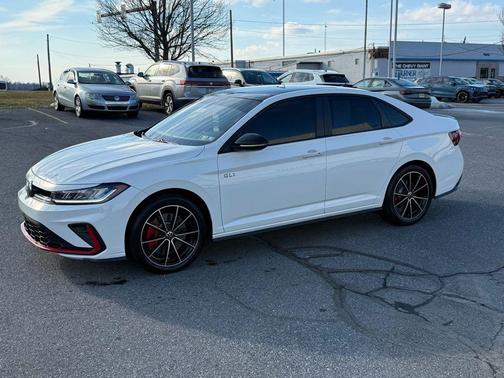 2025 Volkswagen Jetta GLI 2.0T Autobahn