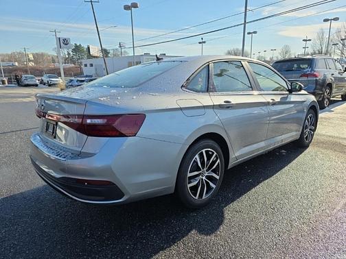 2026 Volkswagen Jetta 1.4T SE