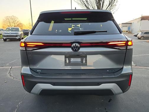 2026 Volkswagen Tiguan 2.0T SE 4MOTION