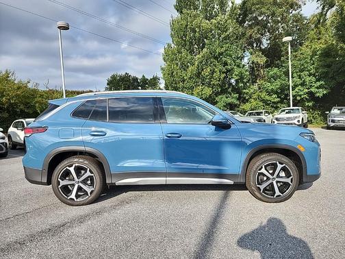2025 Volkswagen Tiguan 2.0T SE 4MOTION