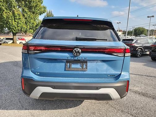 2025 Volkswagen Tiguan 2.0T SE 4MOTION
