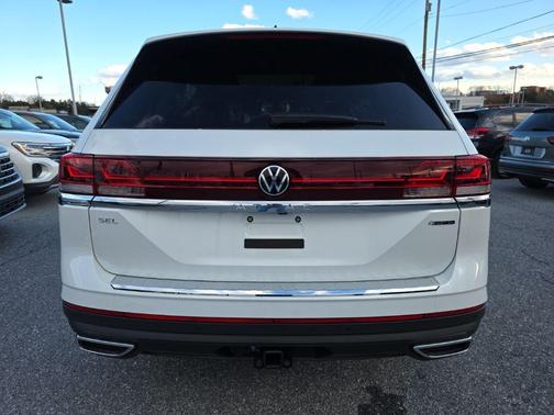 opal white pearl 2026 Volkswagen Atlas 2.0T SEL