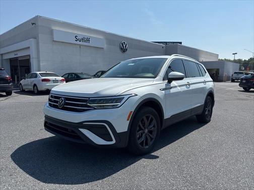 2023 Volkswagen Tiguan 2.0T SE