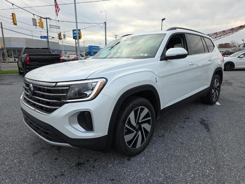 2026 Volkswagen Atlas 2.0T SE w/Technology 4MOTION