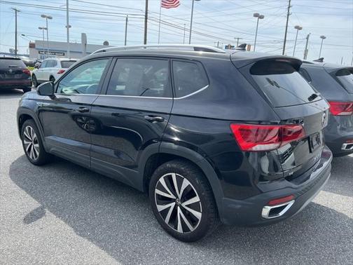2024 Volkswagen Taos SE