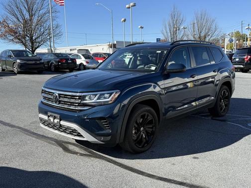 2022 Volkswagen Atlas 3.6L SE w/Technology