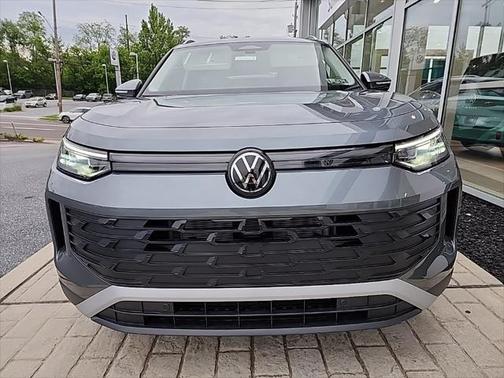 2025 Volkswagen Tiguan 2.0T SE 4MOTION