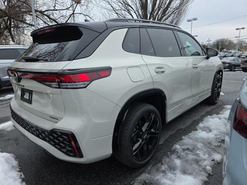 2026 Volkswagen Tiguan 2.0T SE R-Line Black 4MOTION