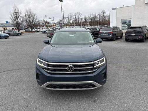 2022 Volkswagen Atlas 2.0T SE w/Technology 4MOTION