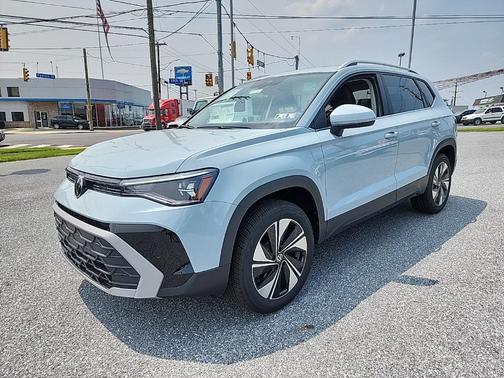 2025 Volkswagen Taos 1.5T SE