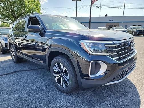 2025 Volkswagen Atlas 2.0T SE