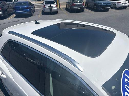 Ibis White 2021 Audi Q3 40 Premium