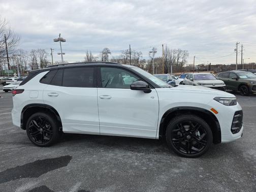 opal white with deep black roof 2026 Volkswagen Tiguan 2.0T SE R-Line Black 4MOTION