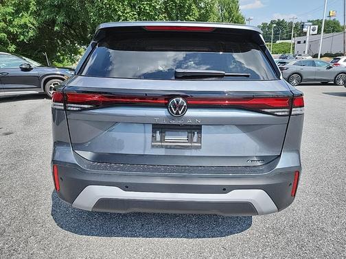 2025 Volkswagen Tiguan 2.0T S 4MOTION